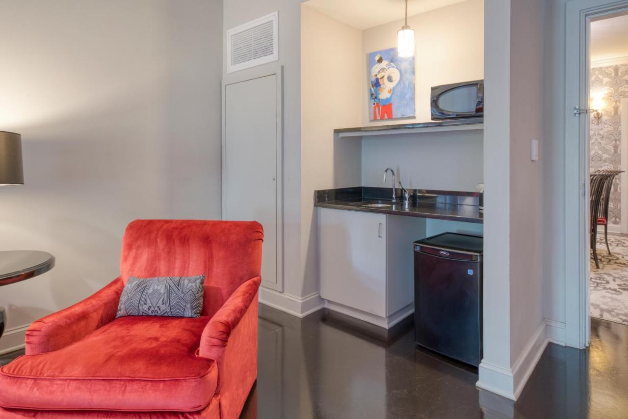 Superior King Suite