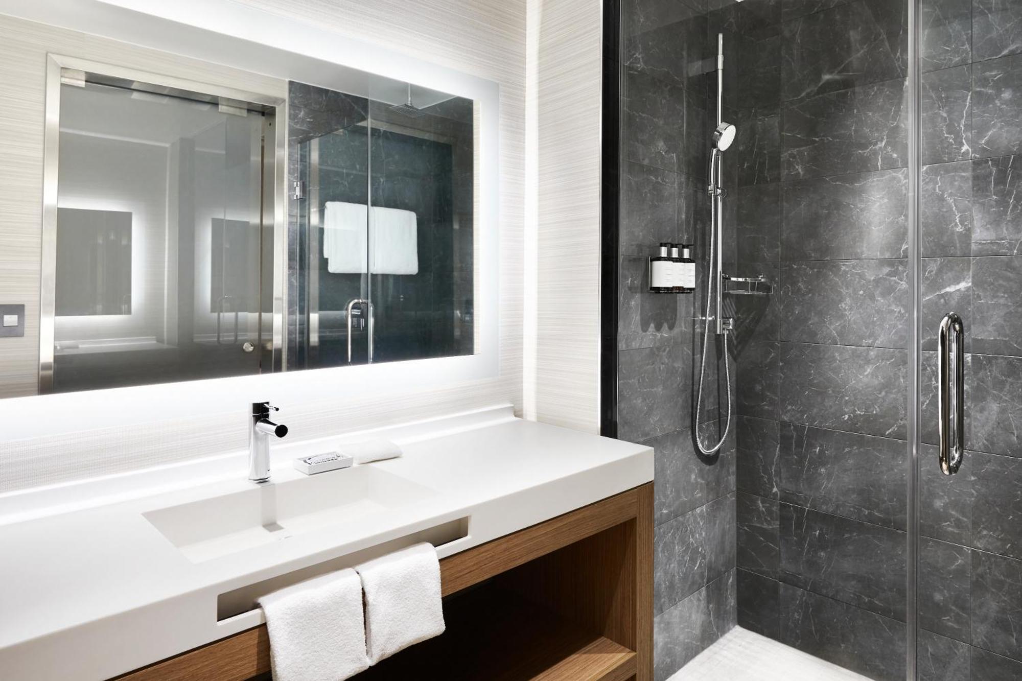 Traditional Double Room with Two Double Beds and Roll-in Shower - Mobility Accessible
