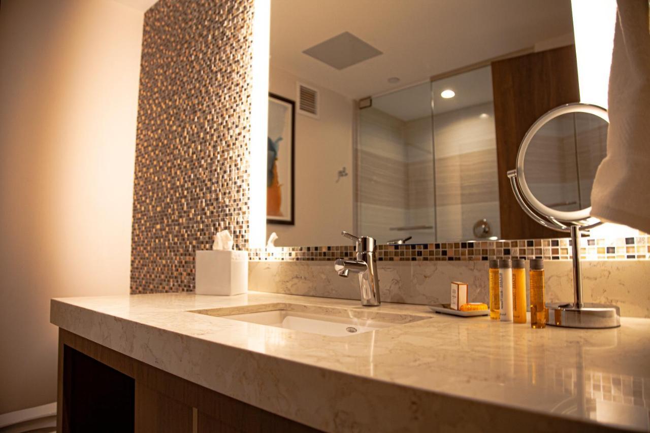 Executive One Bedroom Suite