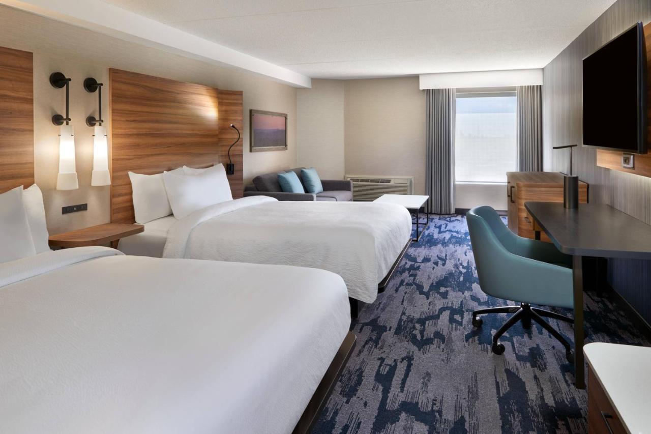 Queen Room with Two Queen Beds and Sofa Bed
