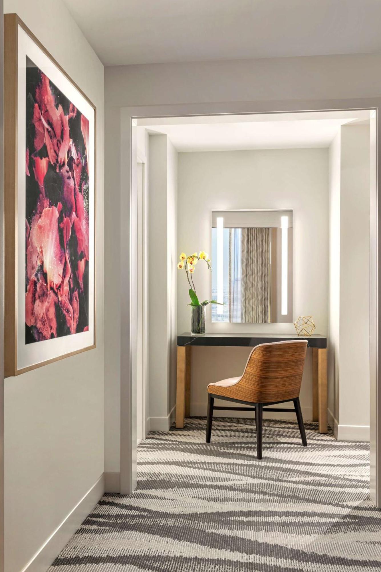 One-Bedroom King Suite with City View