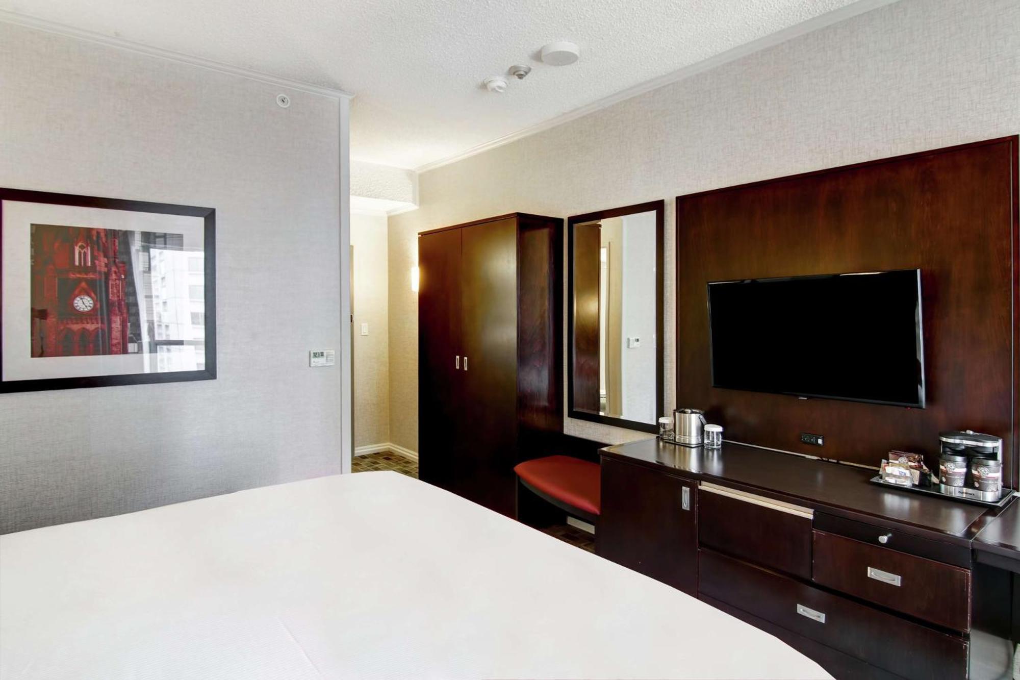 King Room,1551378040:JPEG