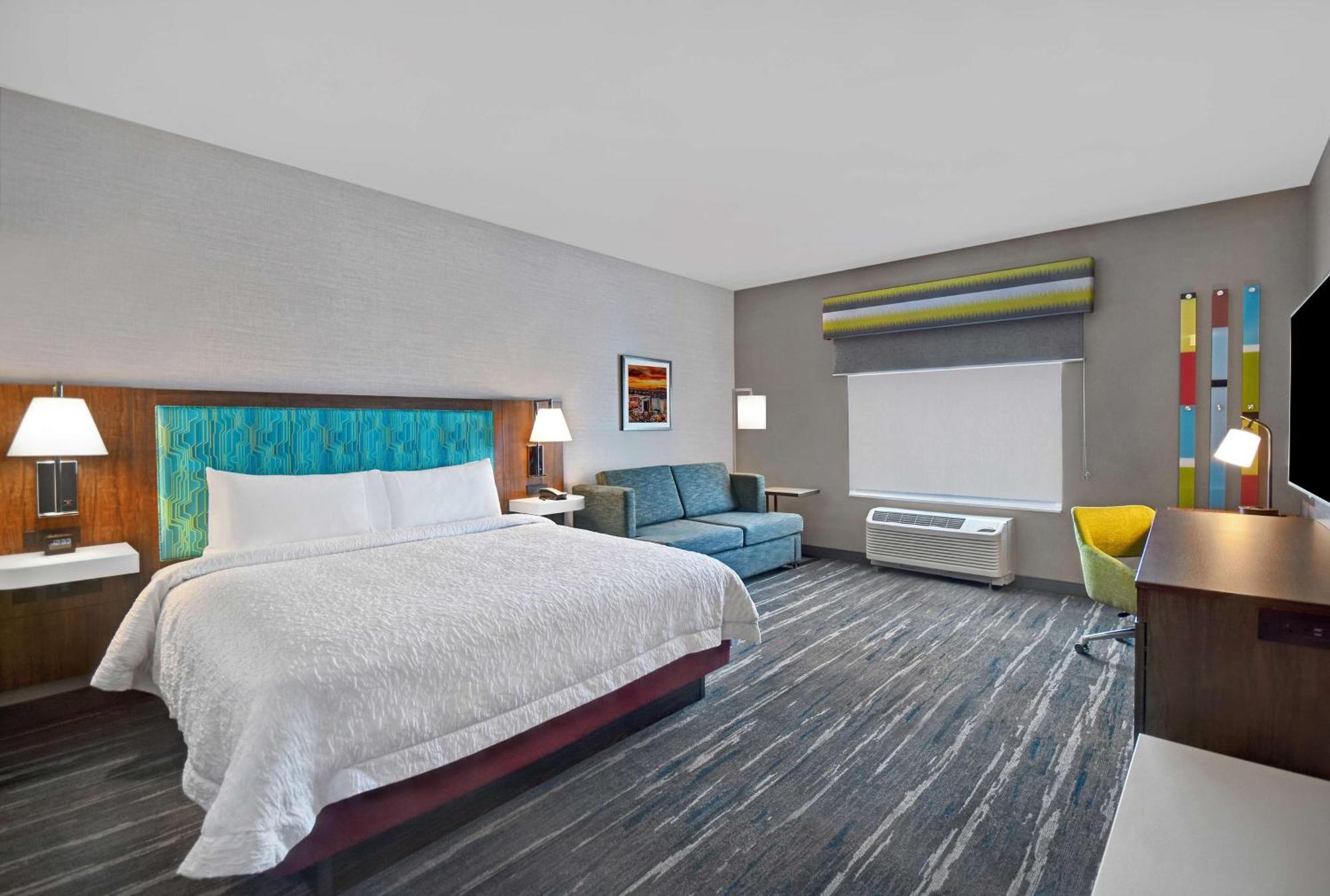 King Room with Sofa Bed - Non-Smoking