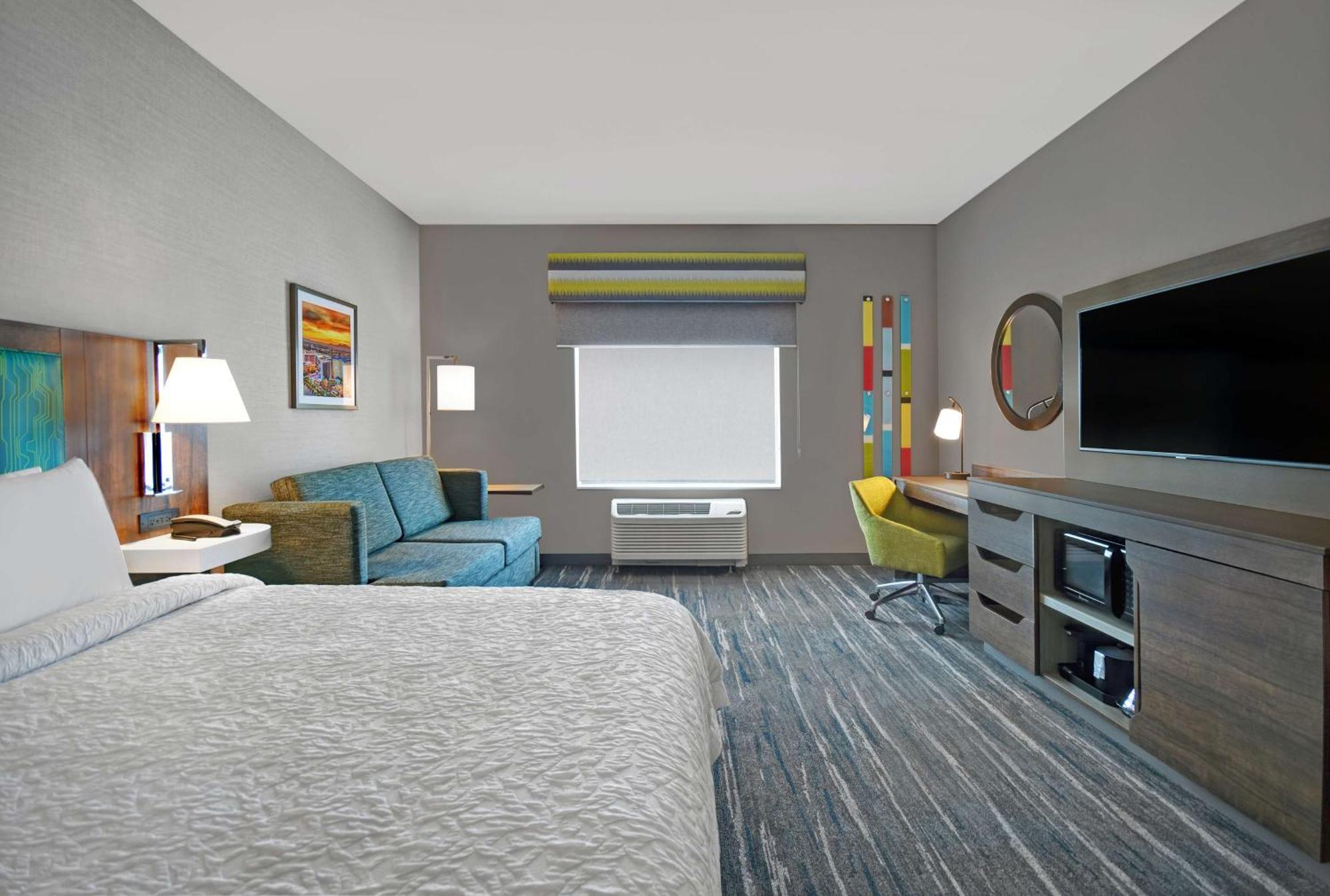 Queen Room with Two Queen Beds - Mobility and Hearing Access/Non-Smoking