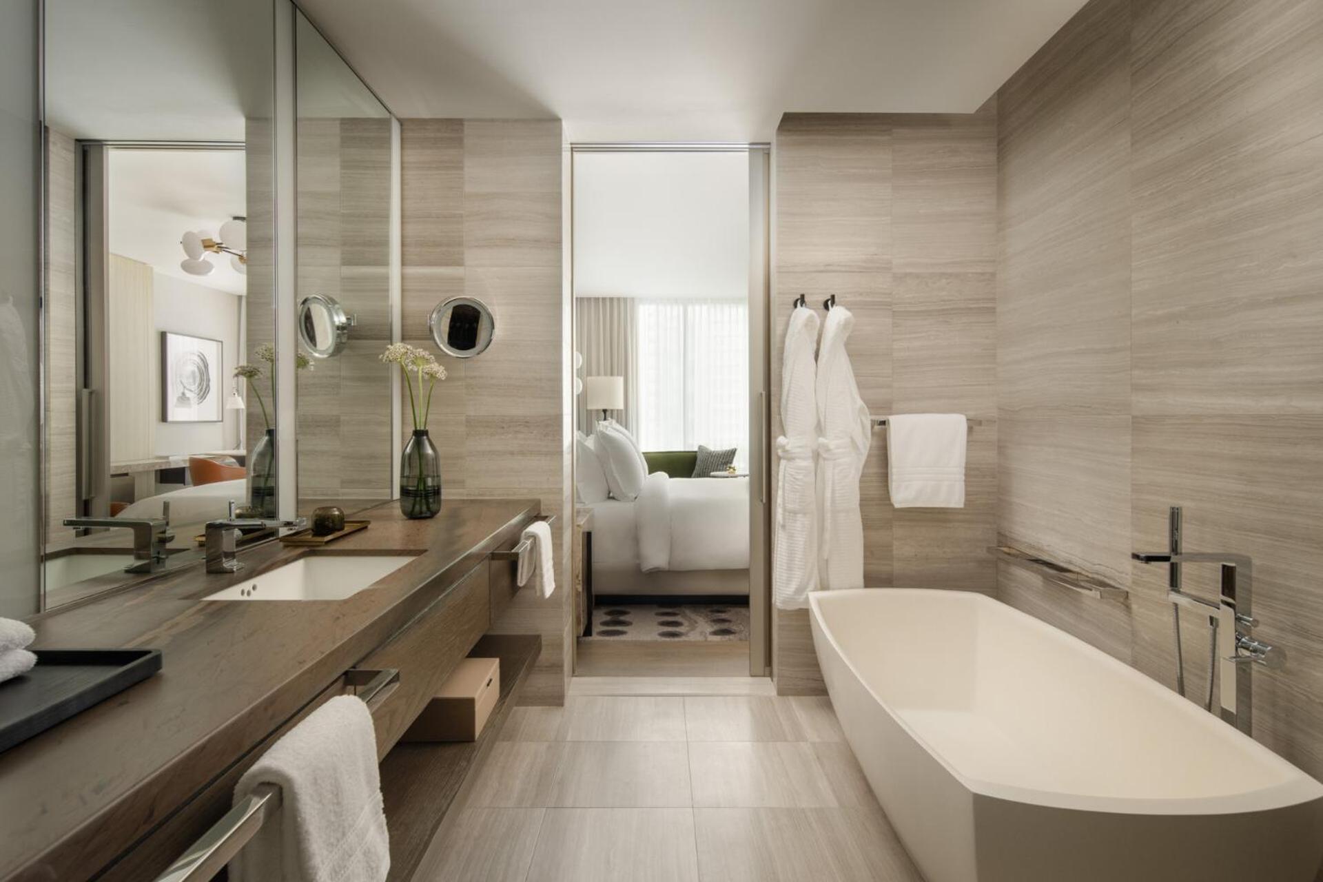 Yorkville Premier King Room
