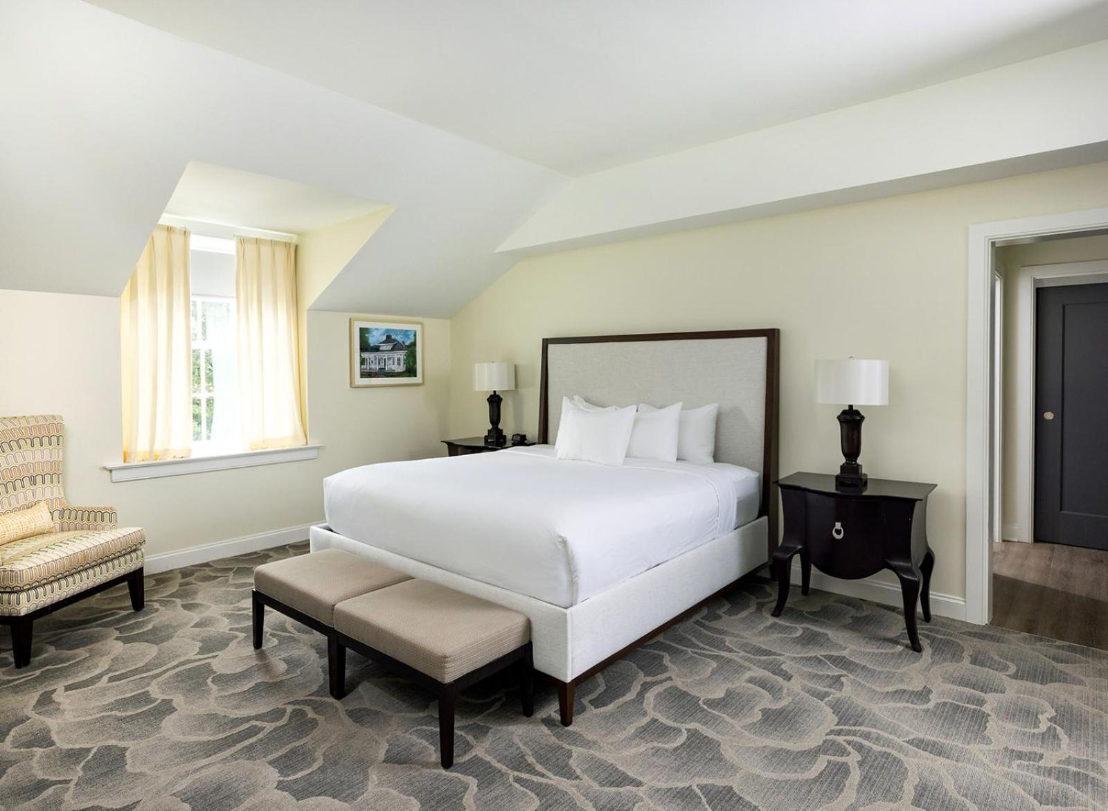 Superior King Room