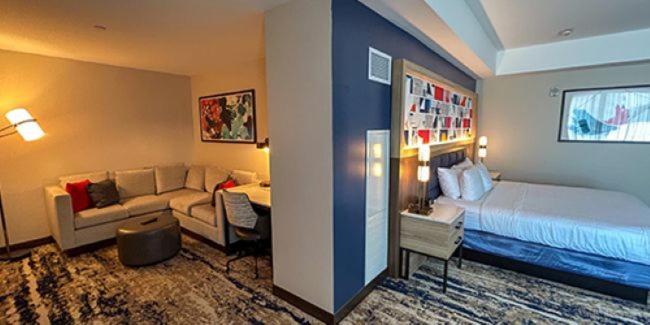 Executive Studio Suite
