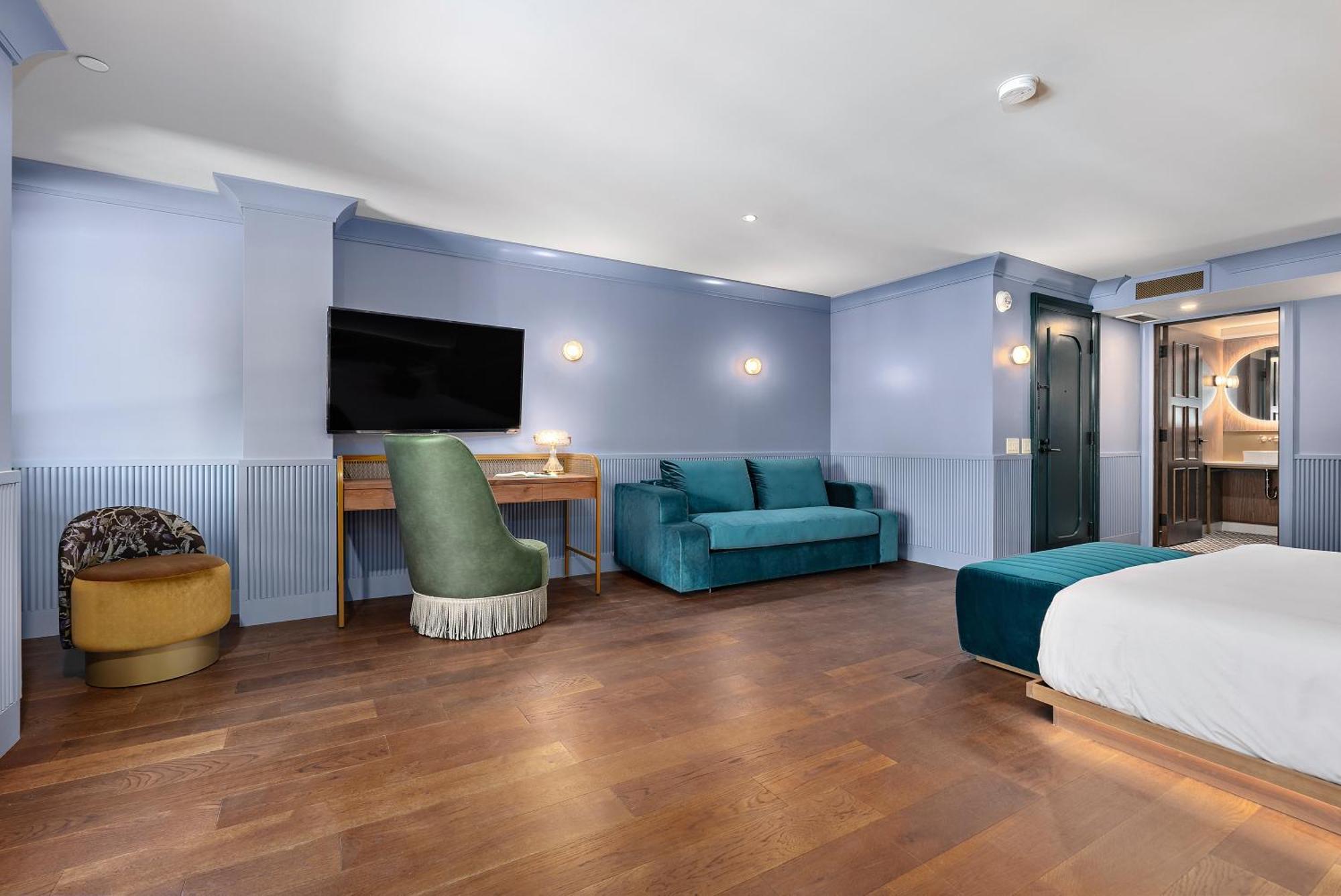 Presidential Suite
