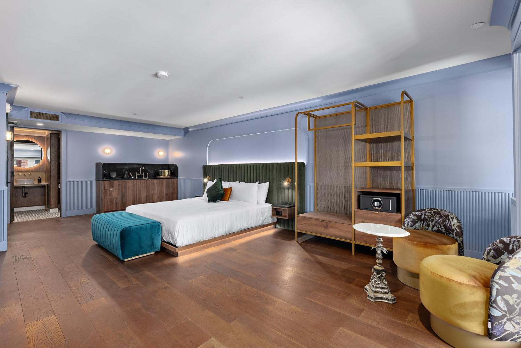 Presidential Suite