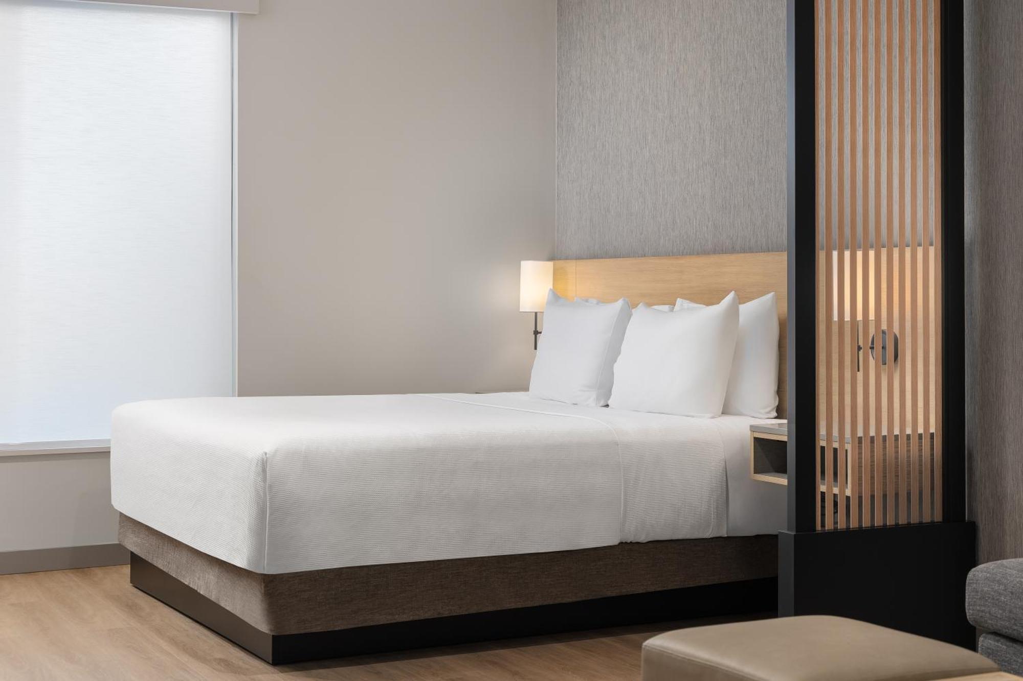 King Room with Sofa Bed - High Floor
