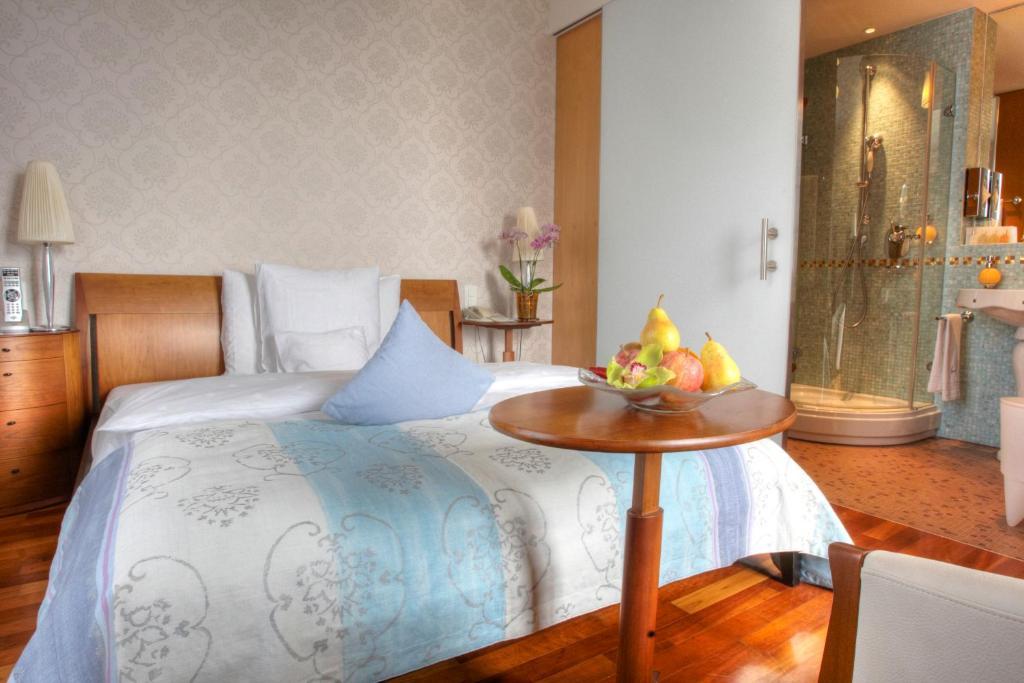 Suite with Pool View