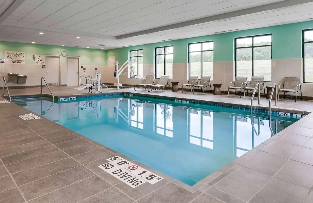 Hampton Inn & Suites-Hudson Wisconsin-1