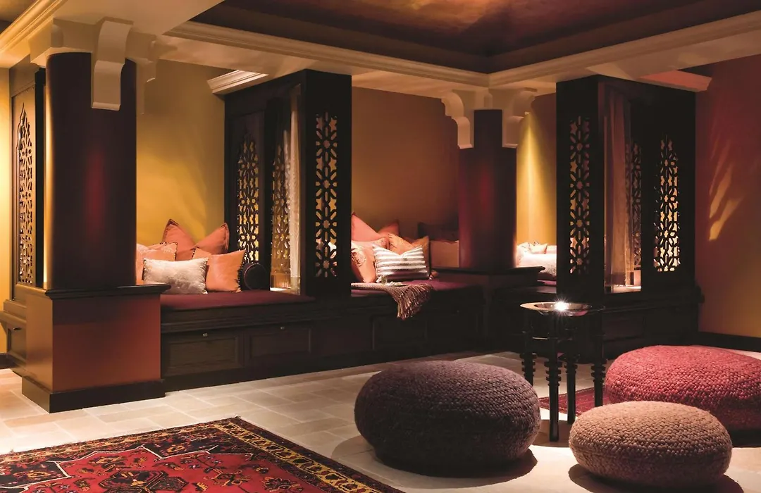 Shangri-La Toronto-1