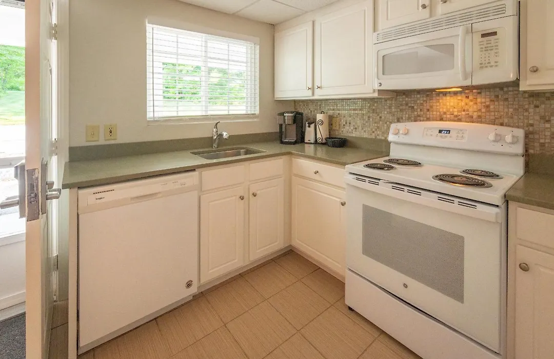 Birchmont Townhouses-1