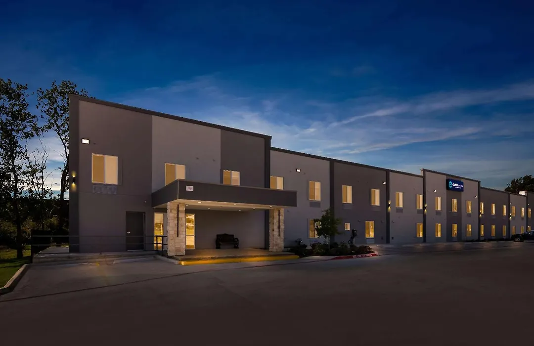 Clarion Pointe Fort Worth East - Arlington-1