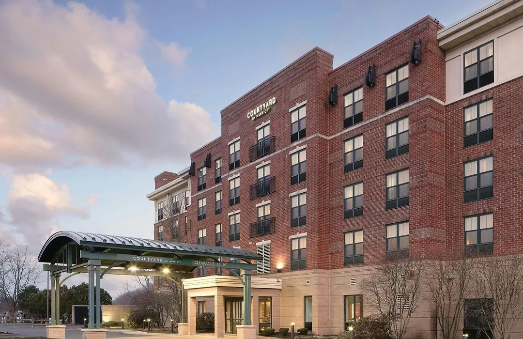 Courtyard By Marriott Saratoga Springs-1