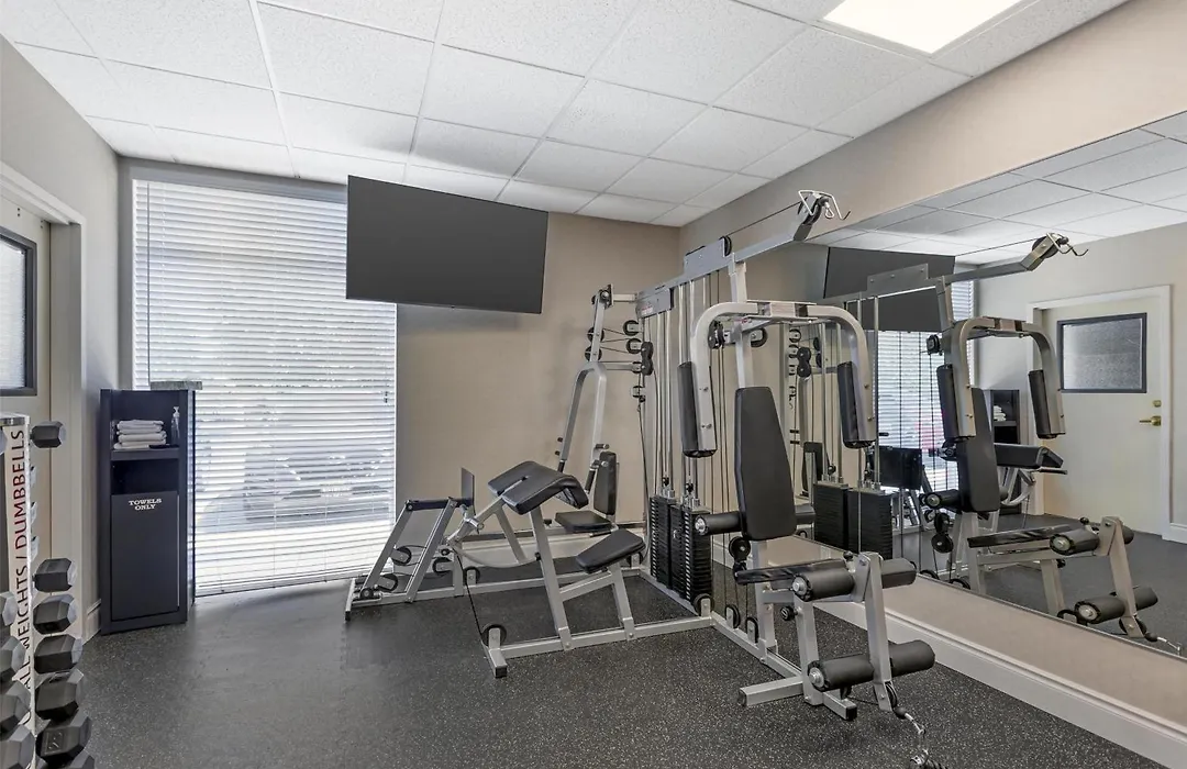 Best Western Plus Travel Hotel Toronto Airport-1