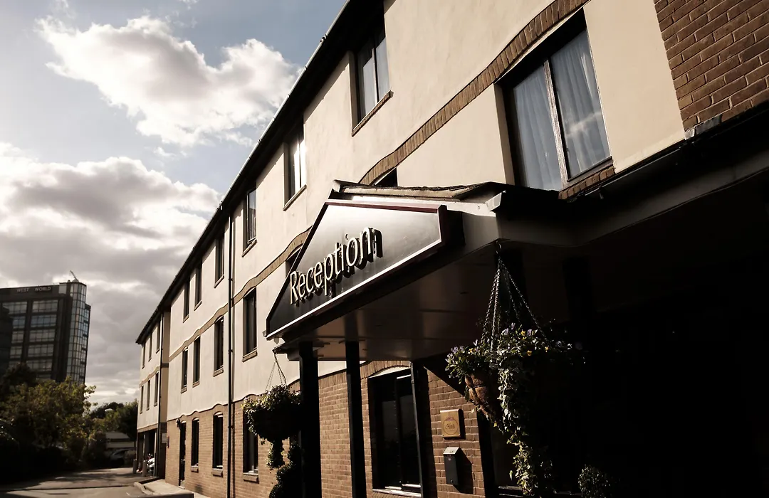 The Fox & Goose Hotel-1