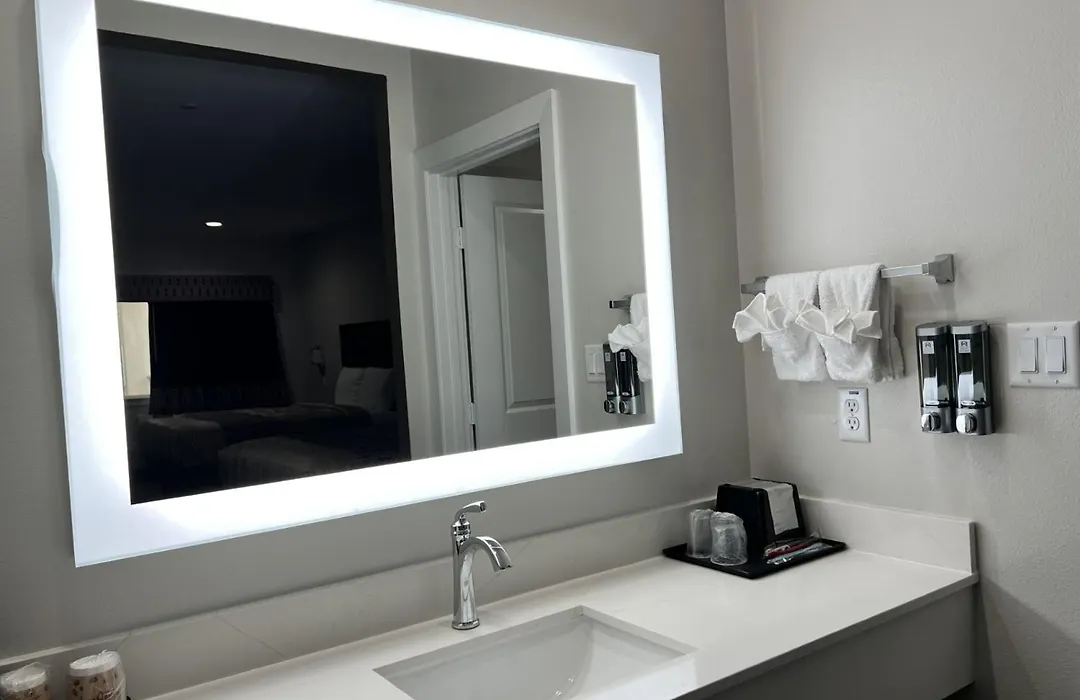 Hotel Royale - Houston Hobby Airport-1