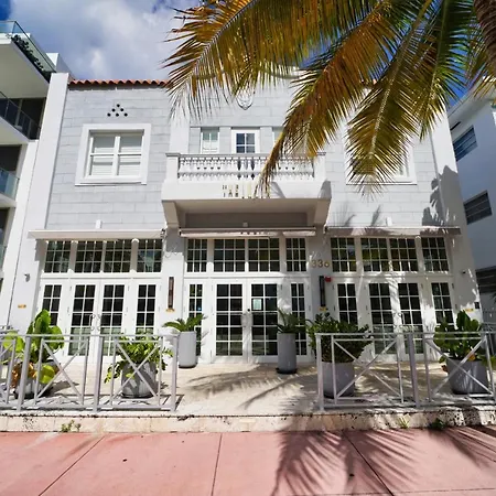The Julia Hotel (Adults Only)-3
