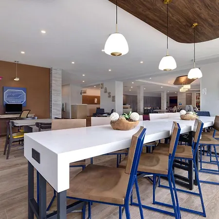 Home2 Suites By Hilton Nashville Downtown-Metrocenter-2