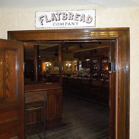 Eastern Slope Inn Resort-3