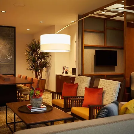 Hyatt Place Las Vegas At Silverton Village-3