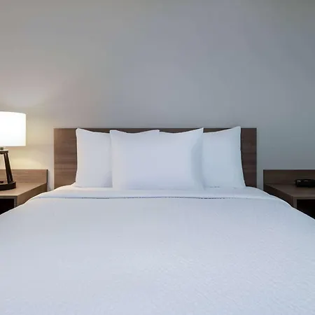 Echo Suites Extended Stay By Wyndham Madison-3