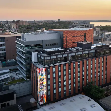Moxy Madison Downtown-2