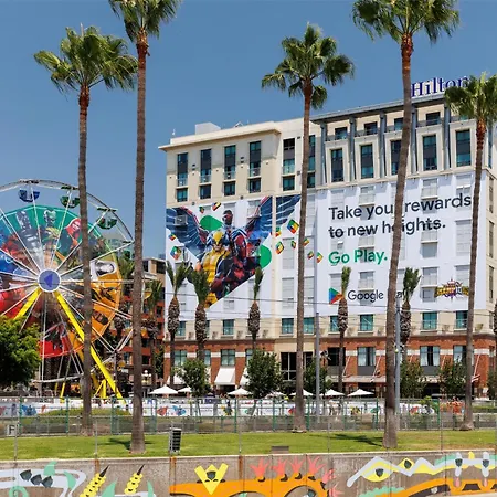 Hilton San Diego Gaslamp Quarter-2