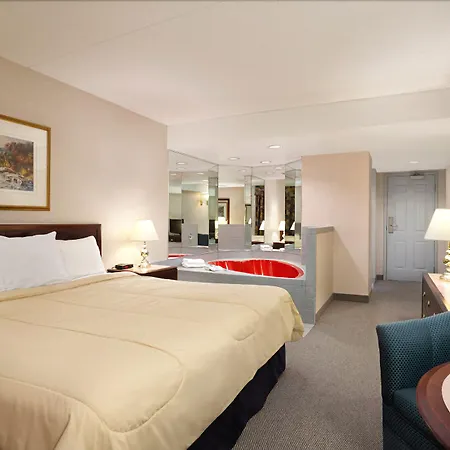 Fairfield By Marriott Niagara Falls, Canada-3