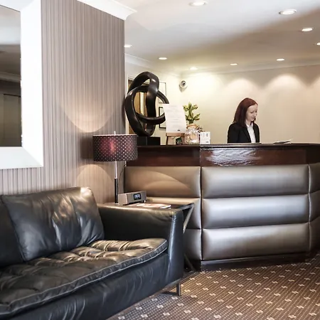 The Fox & Goose Hotel-2