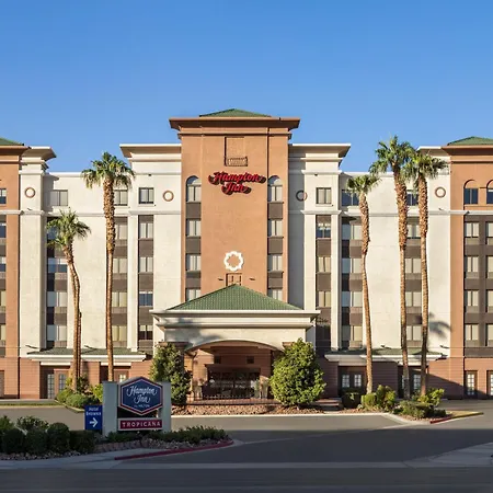 Hampton Inn Tropicana-2