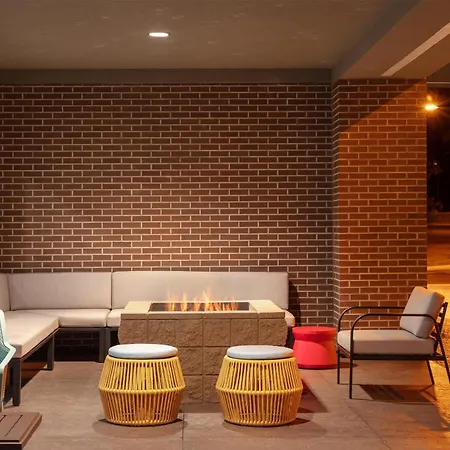 Home2 Suites By Hilton Flagstaff-3