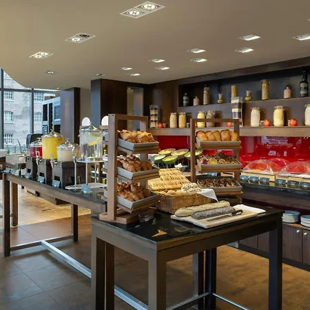 London Marriott Hotel Canary Wharf-3