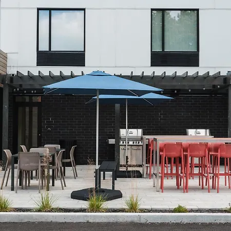 Home2 Suites By Hilton Quebec City-2