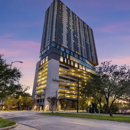 Sentral Forme Houston-2