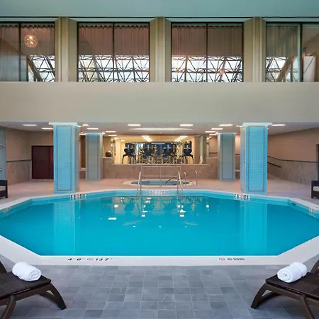 Toronto Airport Marriott Hotel-3