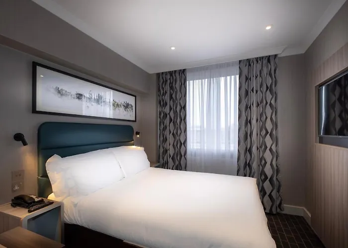 City Sleeper At Royal National Hotel London
