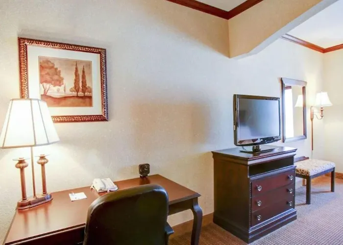 Comfort Suites University Drive College Station