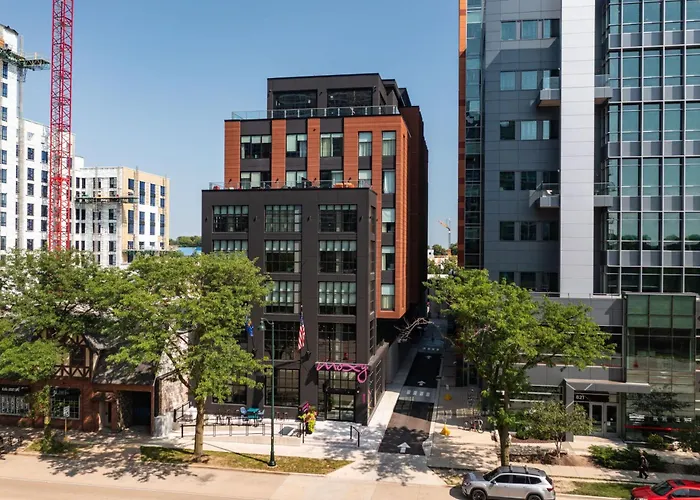 Moxy Madison Downtown Hotel