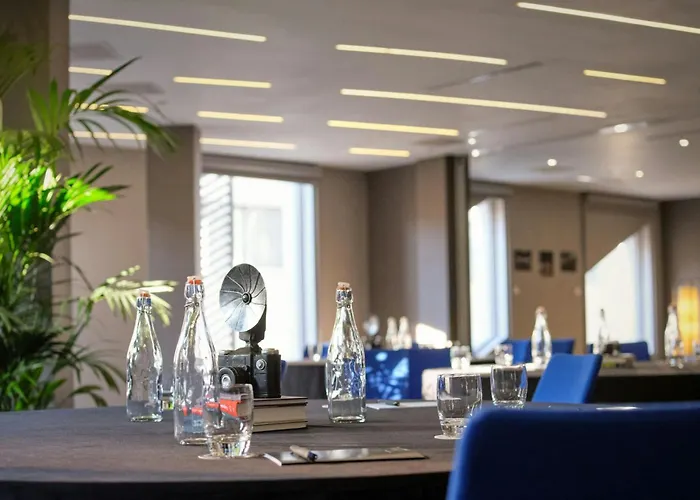 Montcalm East, Autograph Collection Hotel London