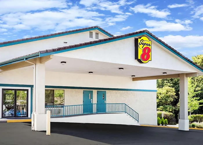 Super 8 By Wyndham Bremerton