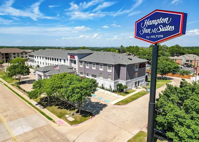 Hampton Inn & Suites Denton
