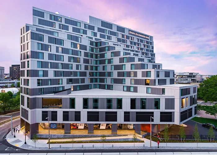 Hampton Inn Boston Seaport District
