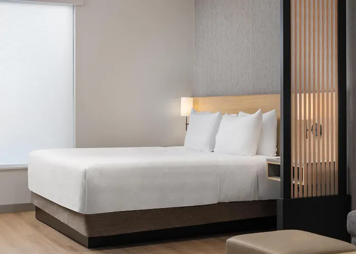 Hyatt Place Toronto Airport