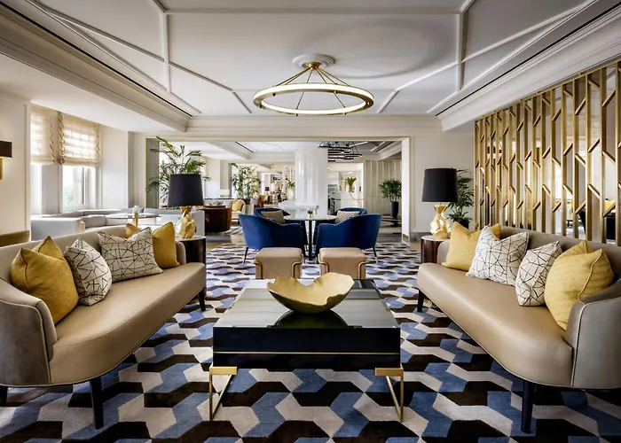 Fairmont Royal York Gold Experience Hotel Toronto