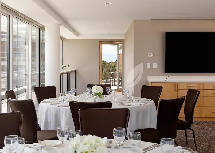 Inn At Laurel Point Victoria