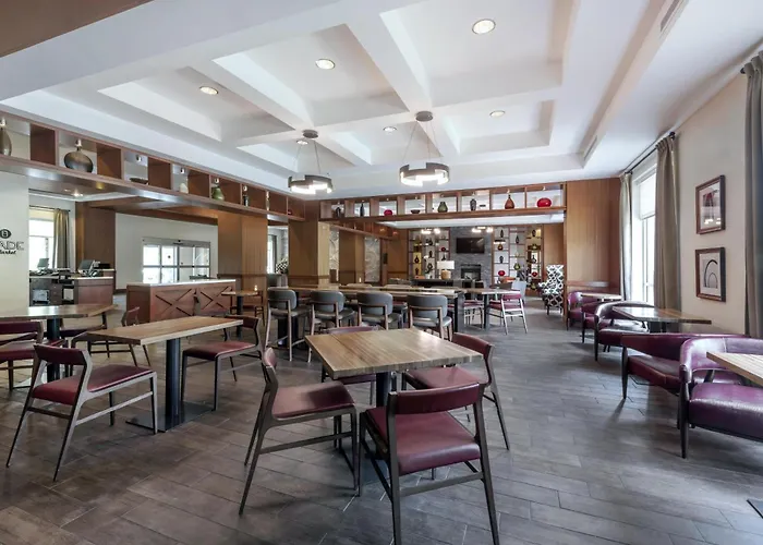 Doubletree By Hilton Raleigh-Cary Hotel